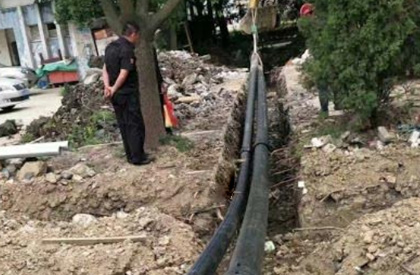 Instalacja rur siatkowych